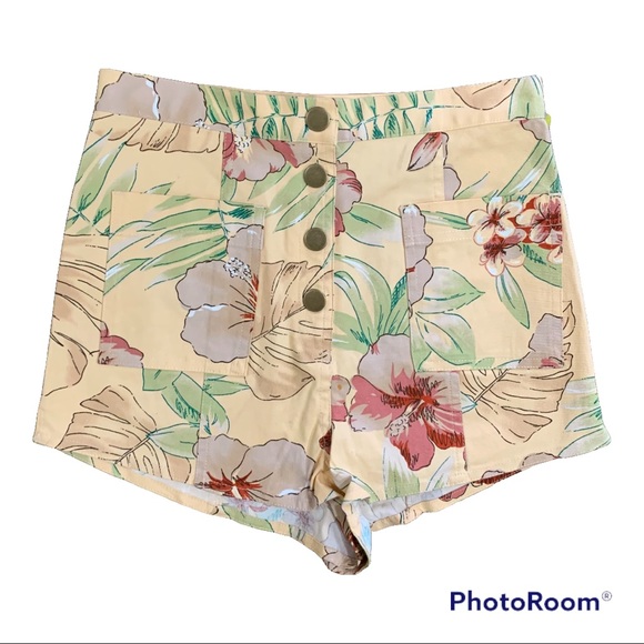 Urban Outfitters Lisa Marie Tropical Shorts Size Small - Picture 2 of 5